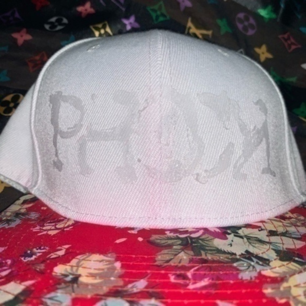 PHCK floral adjustable hat with embroidered stars ⭐️